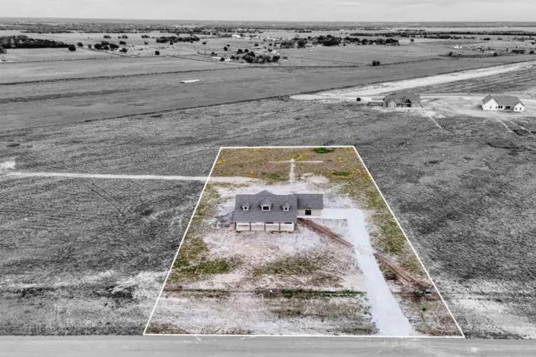 Aerial view of 296 Sorghum Hill with approximate lot lines outlined