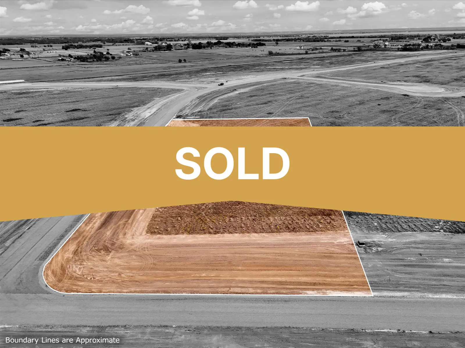 Aerial photo of Lot 30 at The Elms in Elm Mott, Texas, with the lot outlined